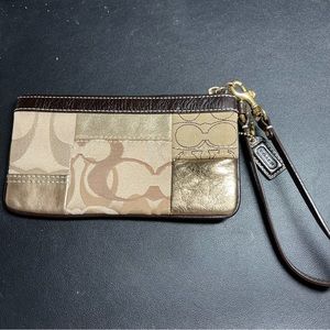 Vintage Coach Gold Signature C Canvas Patchwork Brown Leather Wristlet Y2K